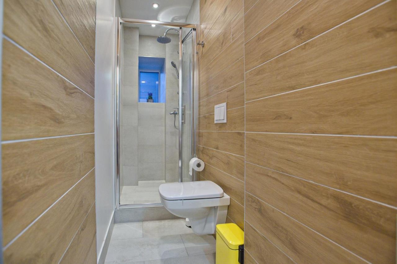 Bedroom More Than A Bed Zagreb Exterior photo