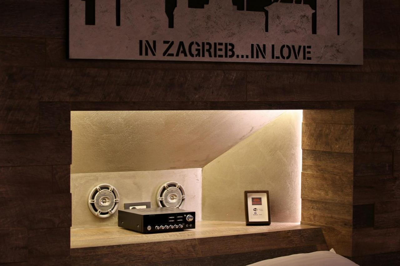 Bedroom More Than A Bed Zagreb Exterior photo
