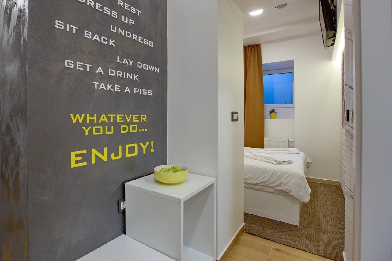 Bedroom More Than A Bed Zagreb Exterior photo